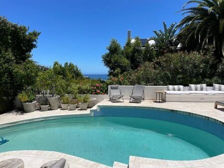 4 Bedroom House in Fresnaye
