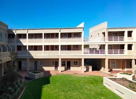 2 Bedroom Apartment in La Colline