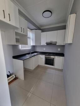 1 Bedroom Apartment in Umhlanga Ridge