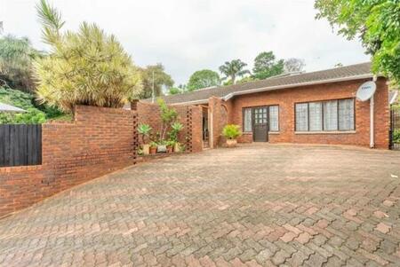 2 Bedroom Apartment in Glen Anil