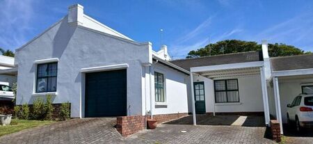 2 Bedroom townhouse - freehold to rent in St Francis Bay Village