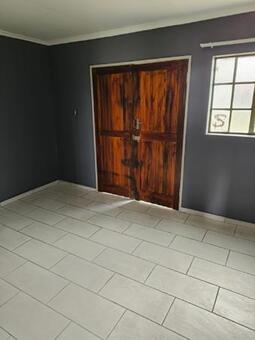 2 Bedroom Flat in Bon Accord