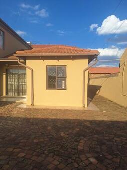 3 Bedroom House in Protea Glen