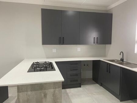 2 Bedroom Apartment in Bryanston