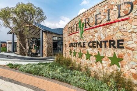 1 Bedroom Apartment in Linbro Park