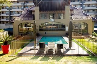 2 Bedroom House in Sandton Central