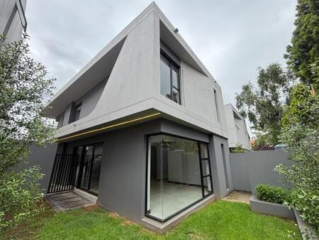 3 Bedroom Townhouse in Bryanston