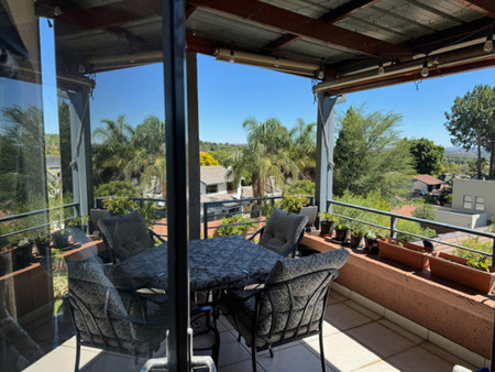 2 Bedroom Apartment in Bryanston