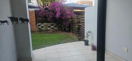 3 Bedroom Apartment in Olivedale