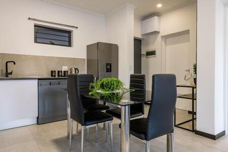 2 Bedroom Penthouse in Chartwell