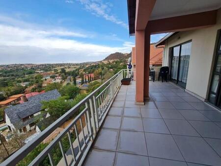 2 Bedroom Apartment in Winchester Hills