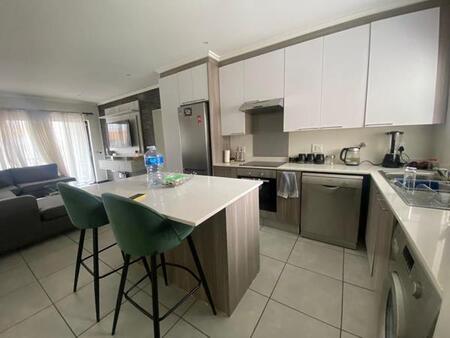 2 Bedroom Apartment in Fourways