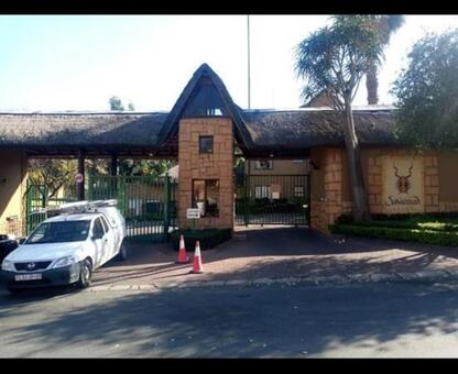 2 Bedroom Apartment in Douglasdale