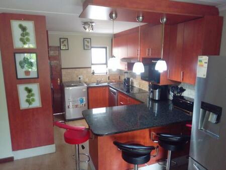 3 Bedroom Duplex in Paulshof