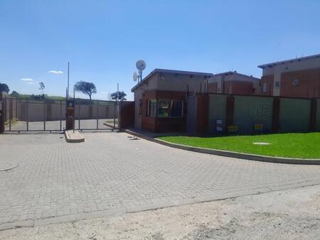 2 Bedroom Apartment in Esther Park