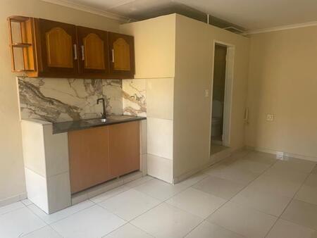 1 Bedroom Apartment in Primrose