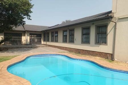 3 Bedroom House in Sunair Park