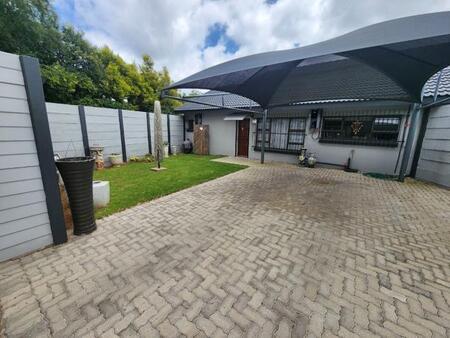 3 Bedroom House in Rynfield