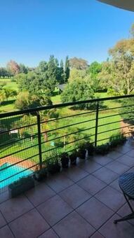 2 Bedroom Apartment in Zwartkop Golf Estate