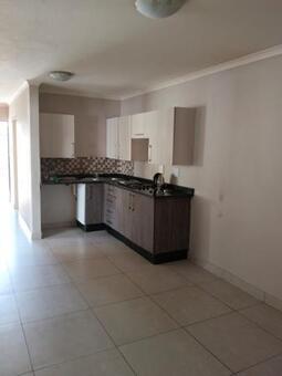 2 Bedroom Flat in Laudium