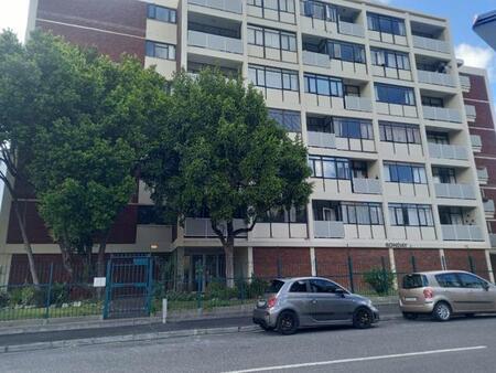 4 Bedroom Apartment in Newlands