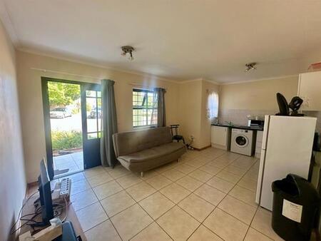 1 Bedroom Apartment in Rondebosch