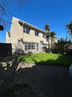 2 Bedroom Apartment in Rugby