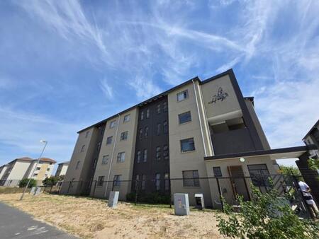 2 Bedroom Apartment in Scottsdene