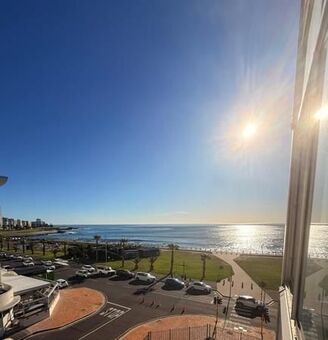 1 Bedroom Apartment in Mouille Point