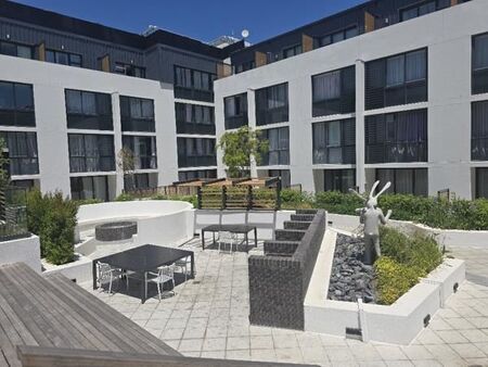 1 Bedroom Apartment in Dennesig