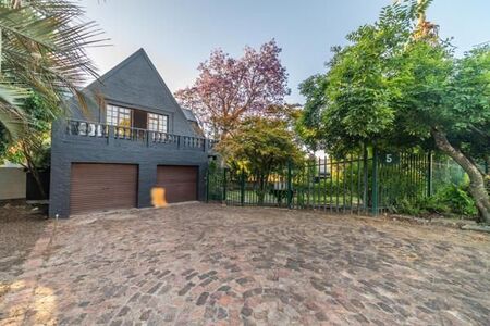 3 Bedroom House in Berg En Dal