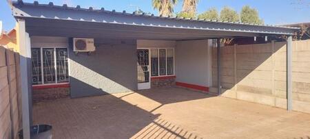 1 Bedroom House in Keidebees