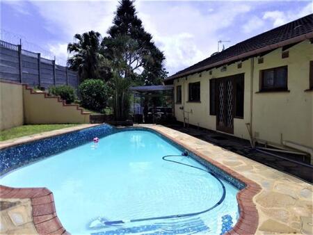 4 Bedroom House in Hillary