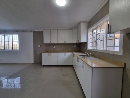 1 Bedroom Apartment in Grove End