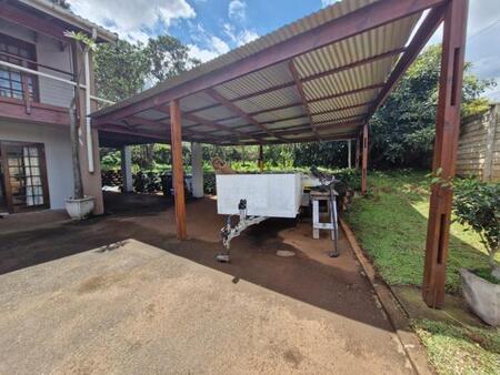 Bachelor apartment in Waterfall