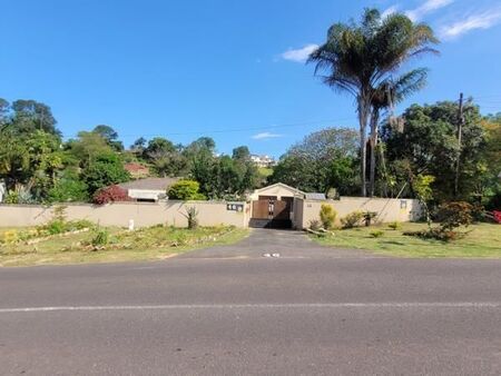 5 Bedroom House in Woodside