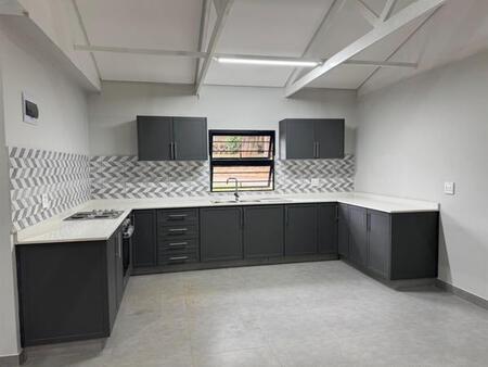 2 Bedroom Apartment in Gillitts