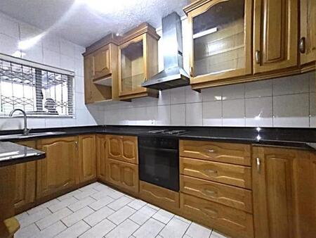 3 Bedroom Townhouse in Musgrave