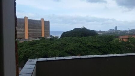 3 Bedroom Apartment in Amanzimtoti