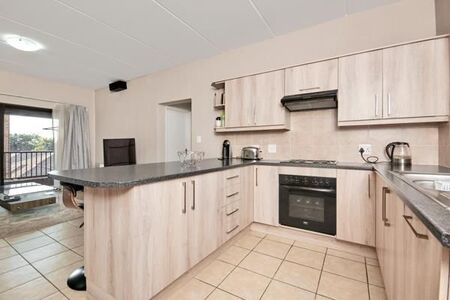 2 Bedroom Apartment in Wilgeheuwel