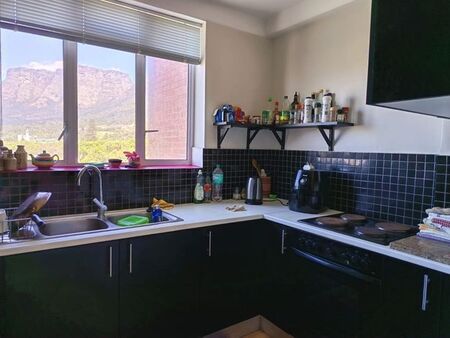 2 Bedroom apartment to rent in Rondebosch, Cape Town