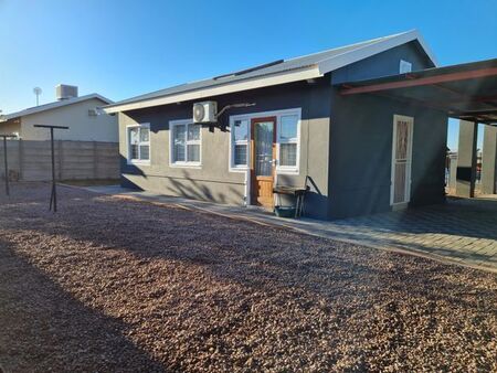 3 Bedroom house to rent in Blydeville, Upington