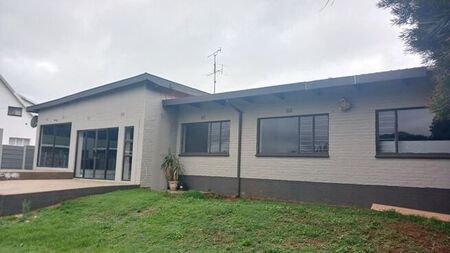 3 Bedroom house to rent in Monument, Krugersdorp