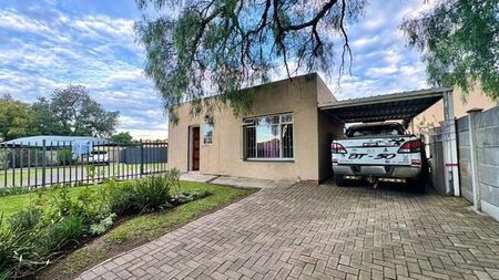 1 Bedroom flat to rent in Secunda