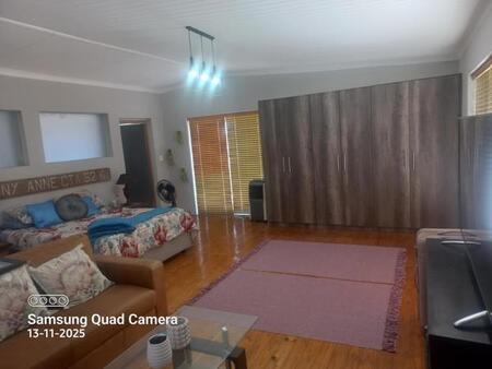 1 Bedroom Apartment in Grotto Bay
