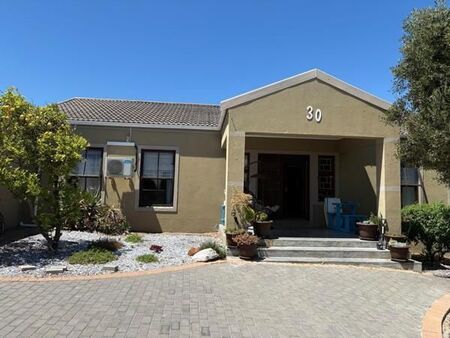 3 Bedroom House in Yzerfontein