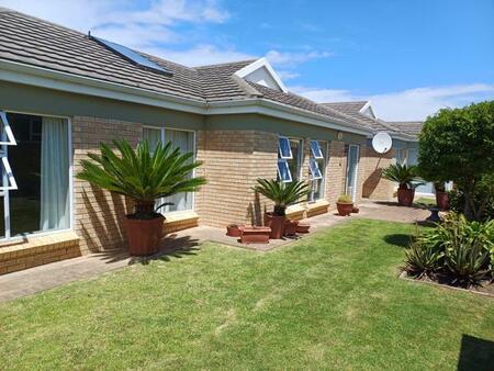 2 Bedroom House in Groenkloof Retirement Village