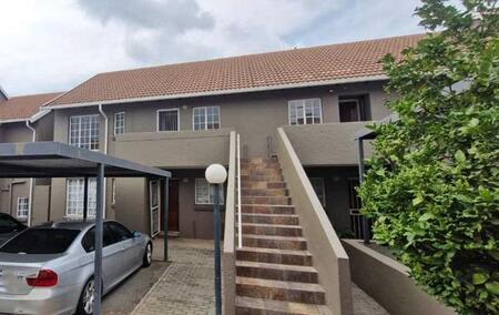 2 Bedroom Apartment in Radiokop