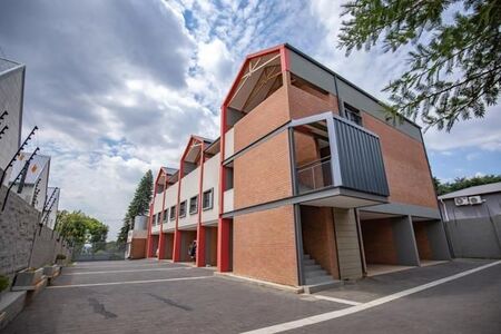 2 Bedroom Apartment in Menlo Park