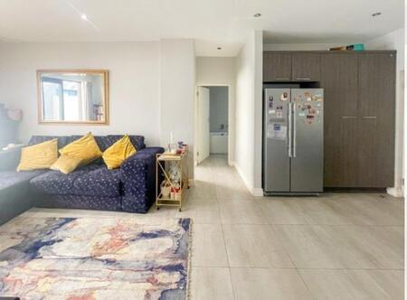 2 Bedroom Apartment in Menlo Park